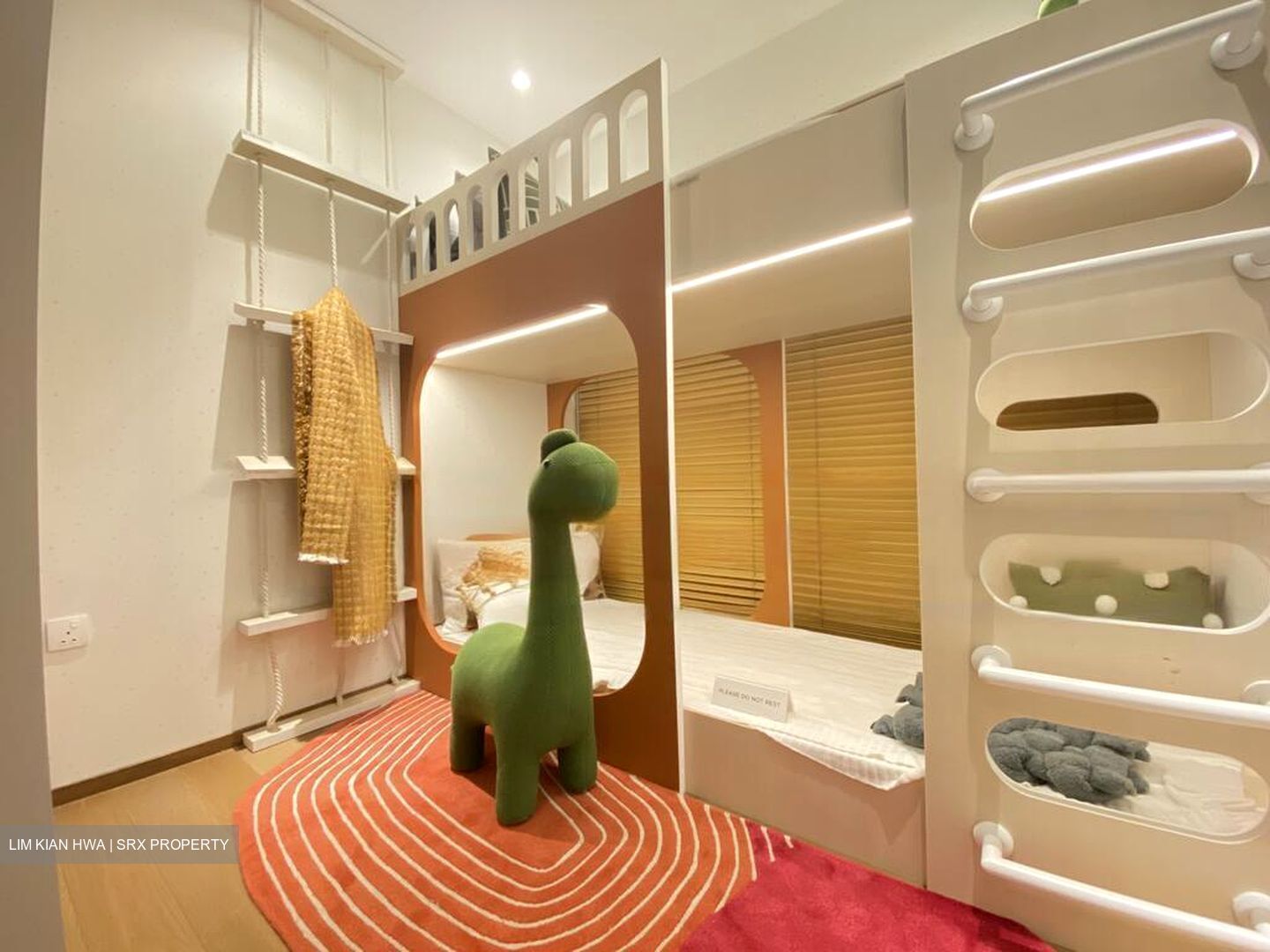 MARGARET DRIVE (D3), Condominium #467593491